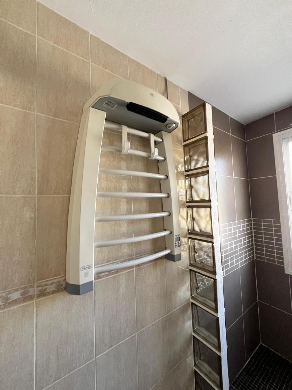 Malaga Prime Location - Stylish Apartment With Free Wifi, Free Parking, Steps From The Historic Center エクステリア 写真