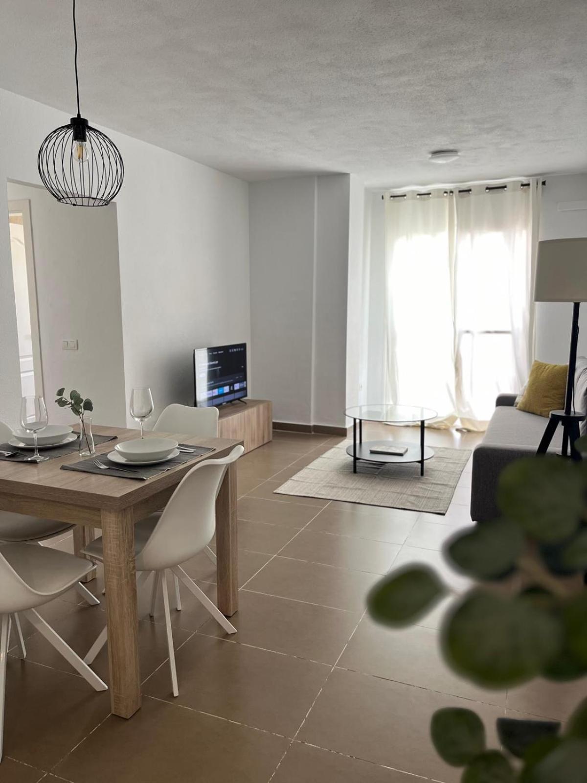 Malaga Prime Location - Stylish Apartment With Free Wifi, Free Parking, Steps From The Historic Center エクステリア 写真