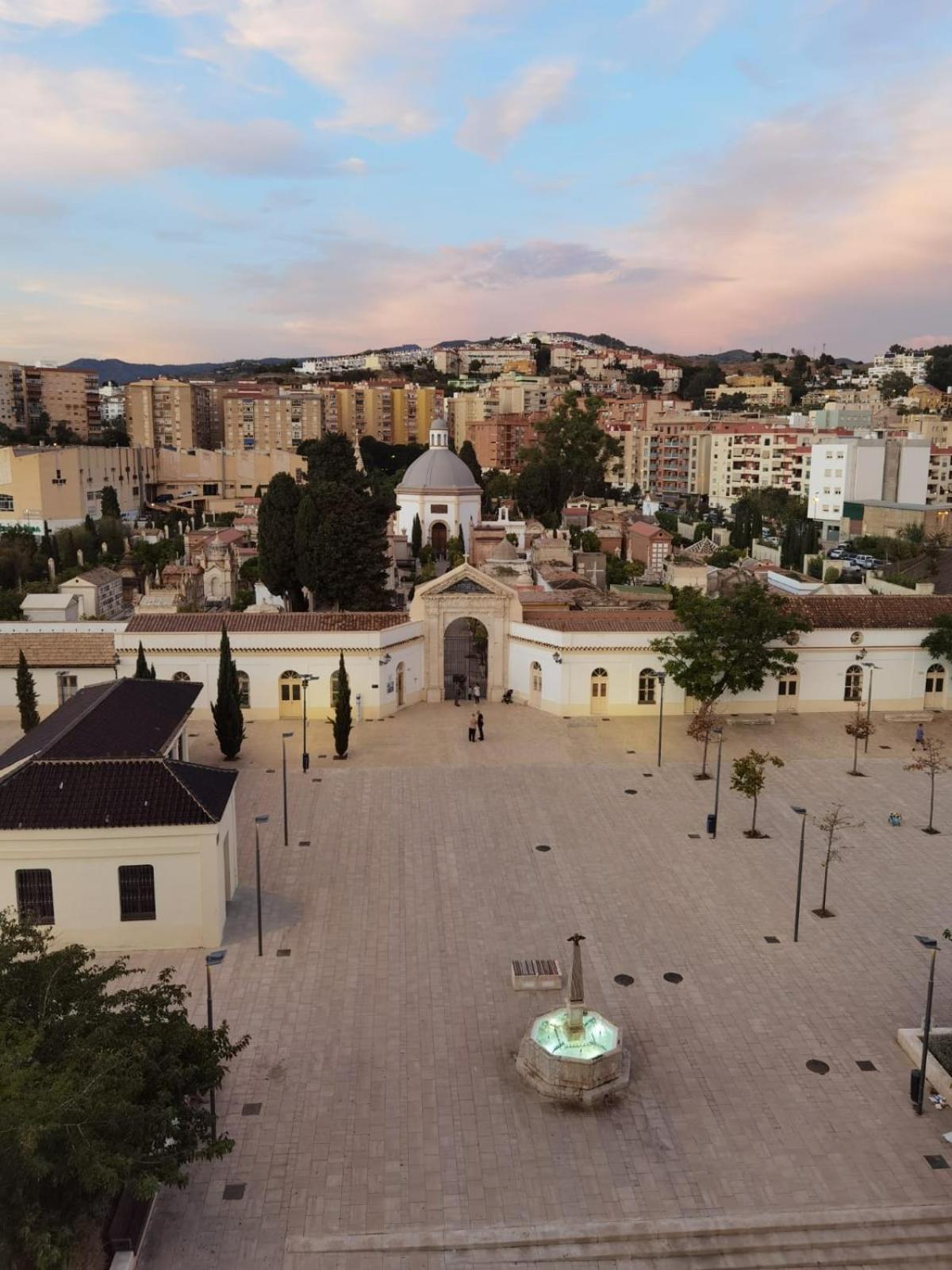 Malaga Prime Location - Stylish Apartment With Free Wifi, Free Parking, Steps From The Historic Center エクステリア 写真