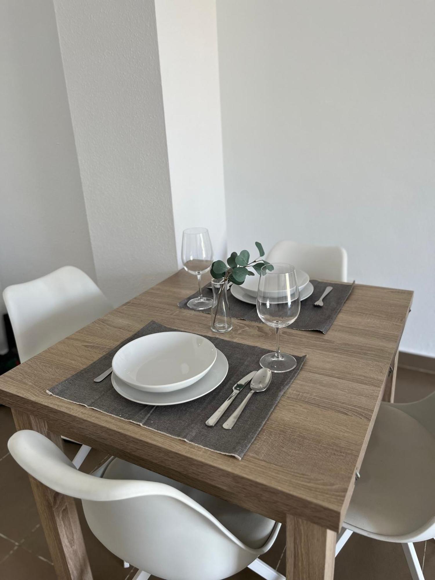 Malaga Prime Location - Stylish Apartment With Free Wifi, Free Parking, Steps From The Historic Center エクステリア 写真