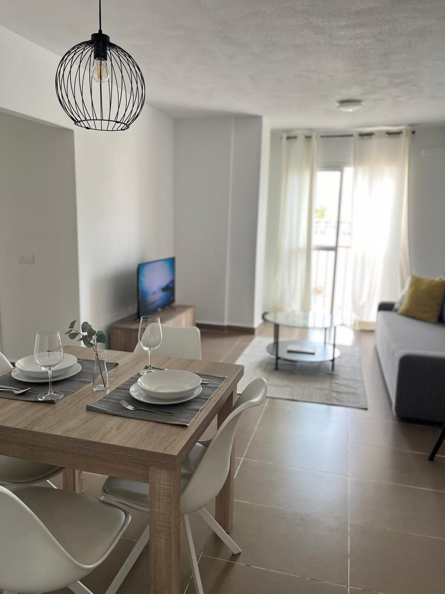 Malaga Prime Location - Stylish Apartment With Free Wifi, Free Parking, Steps From The Historic Center エクステリア 写真