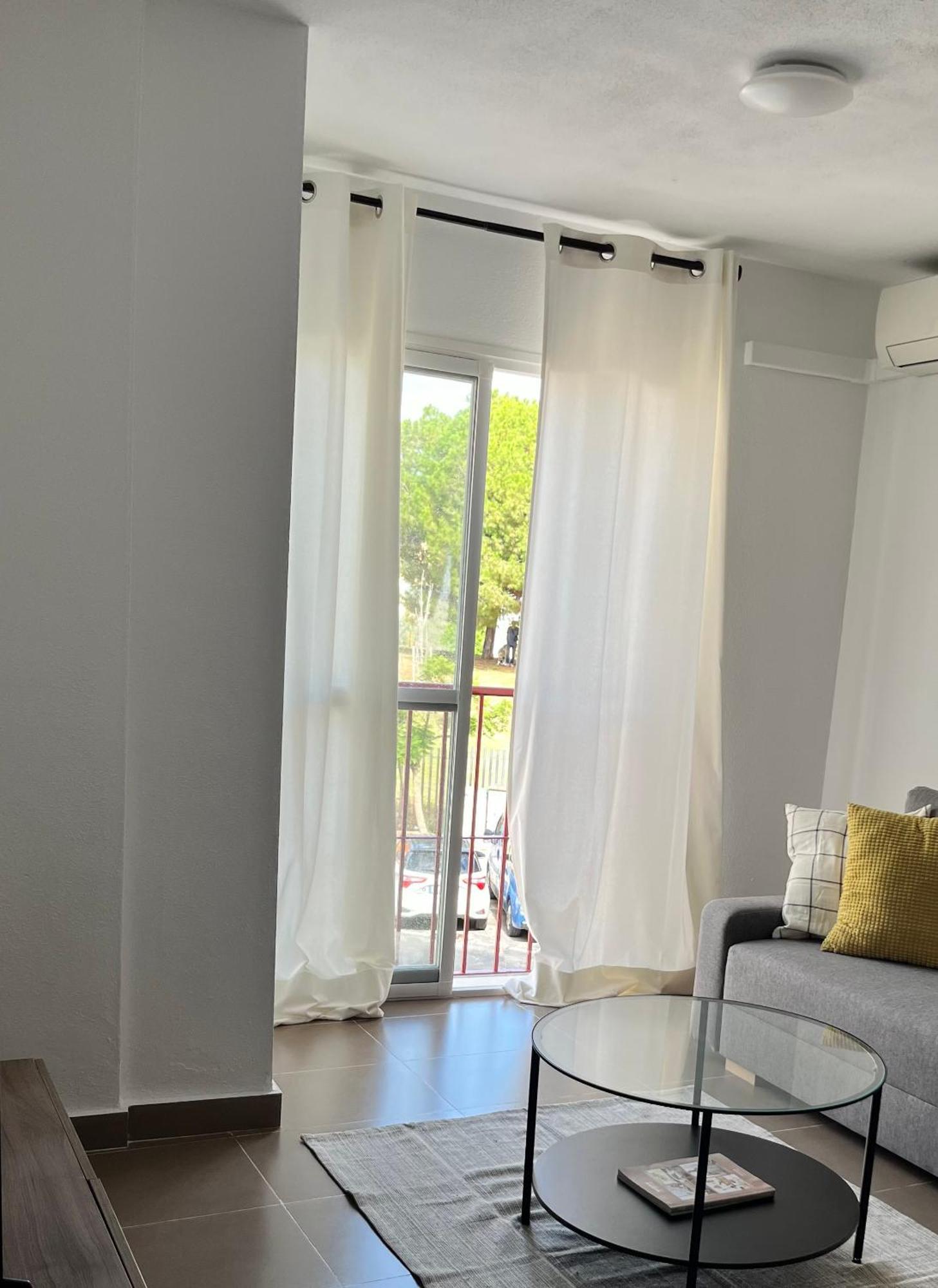 Malaga Prime Location - Stylish Apartment With Free Wifi, Free Parking, Steps From The Historic Center エクステリア 写真